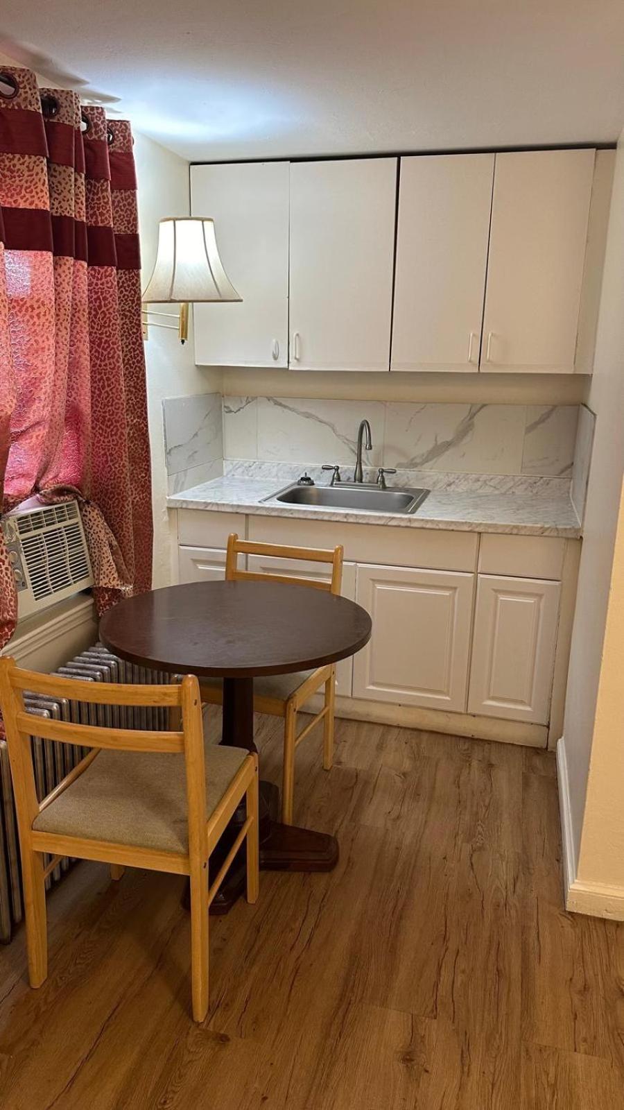 פוקסבורו Gaard Motel מראה חיצוני תמונה