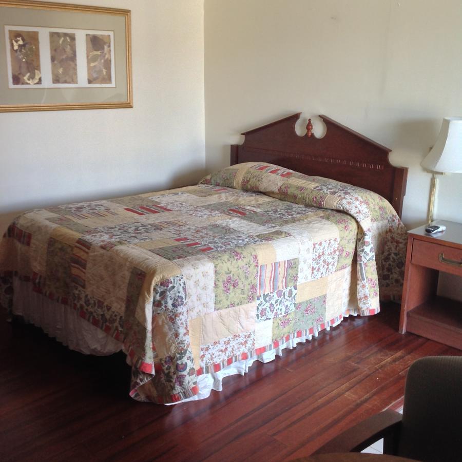 פוקסבורו Gaard Motel מראה חיצוני תמונה