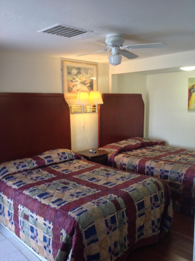 פוקסבורו Gaard Motel מראה חיצוני תמונה